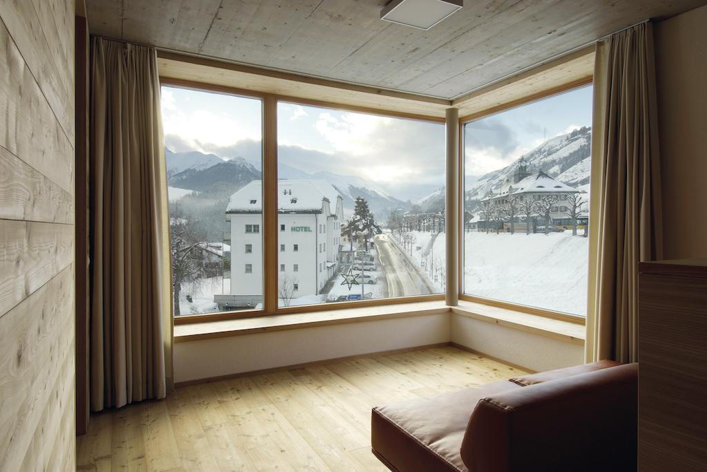Scuol Youth Hostel Luaran gambar