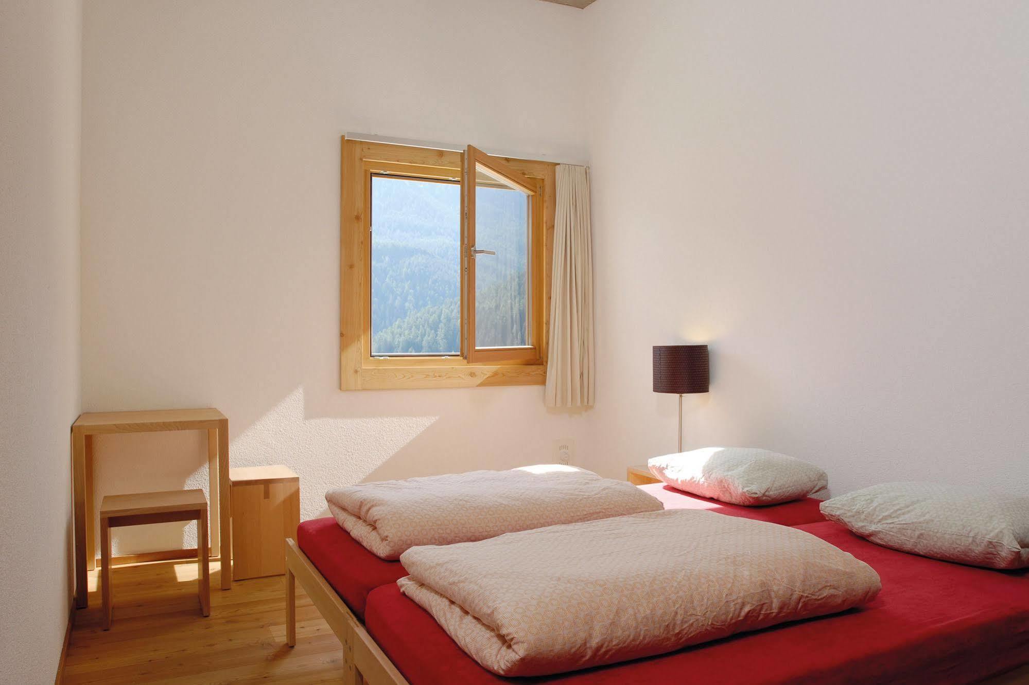 Scuol Youth Hostel Luaran gambar