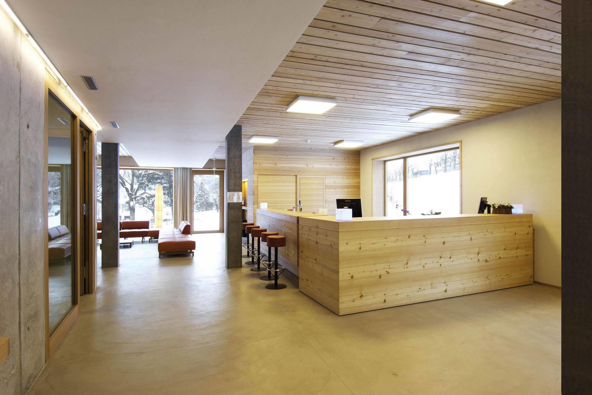Scuol Youth Hostel Luaran gambar